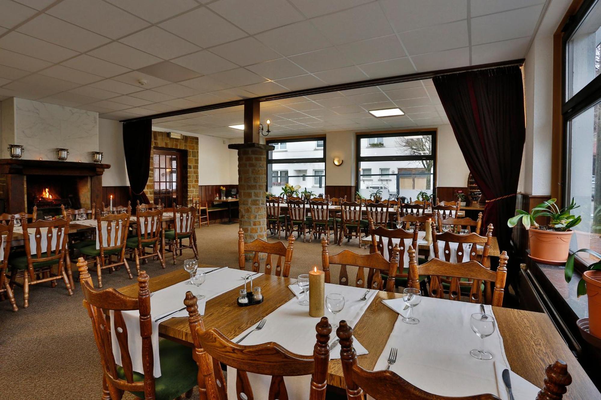 Chez Phil Hotel Robertville Exterior foto