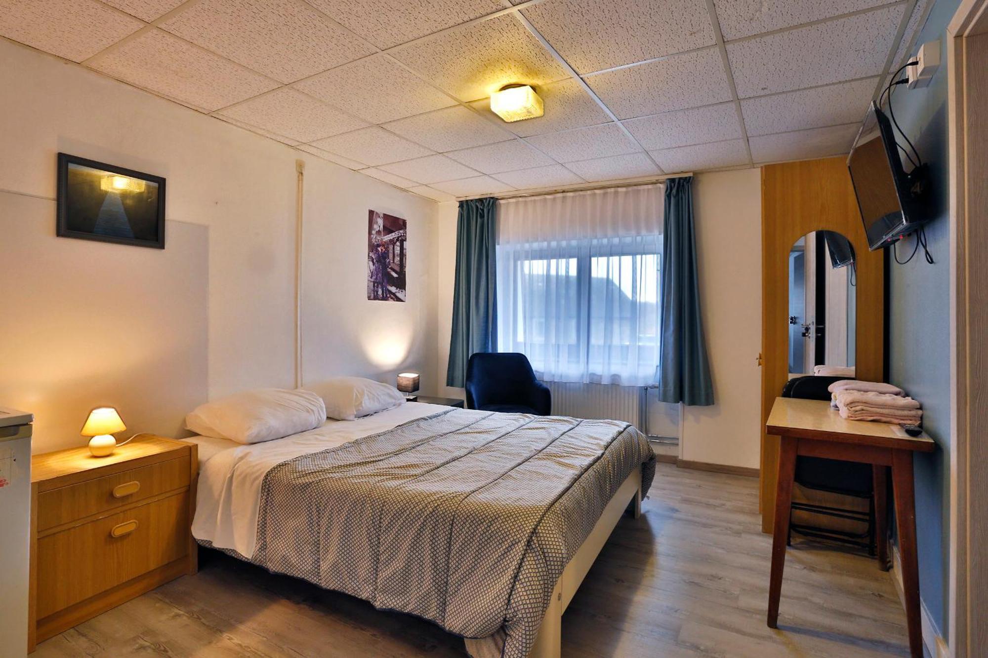 Chez Phil Hotel Robertville Exterior foto